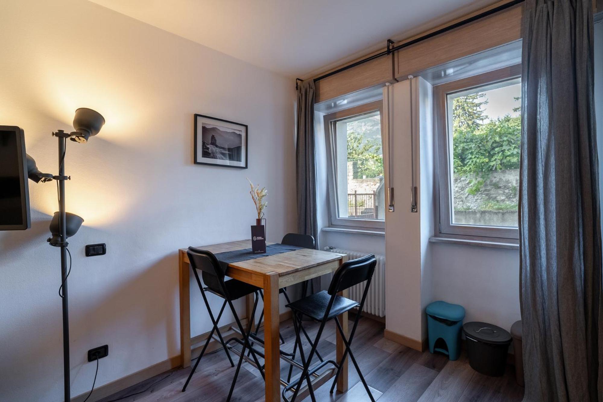 Outdoor Apartments - Studio11Centro アオスタ エクステリア 写真